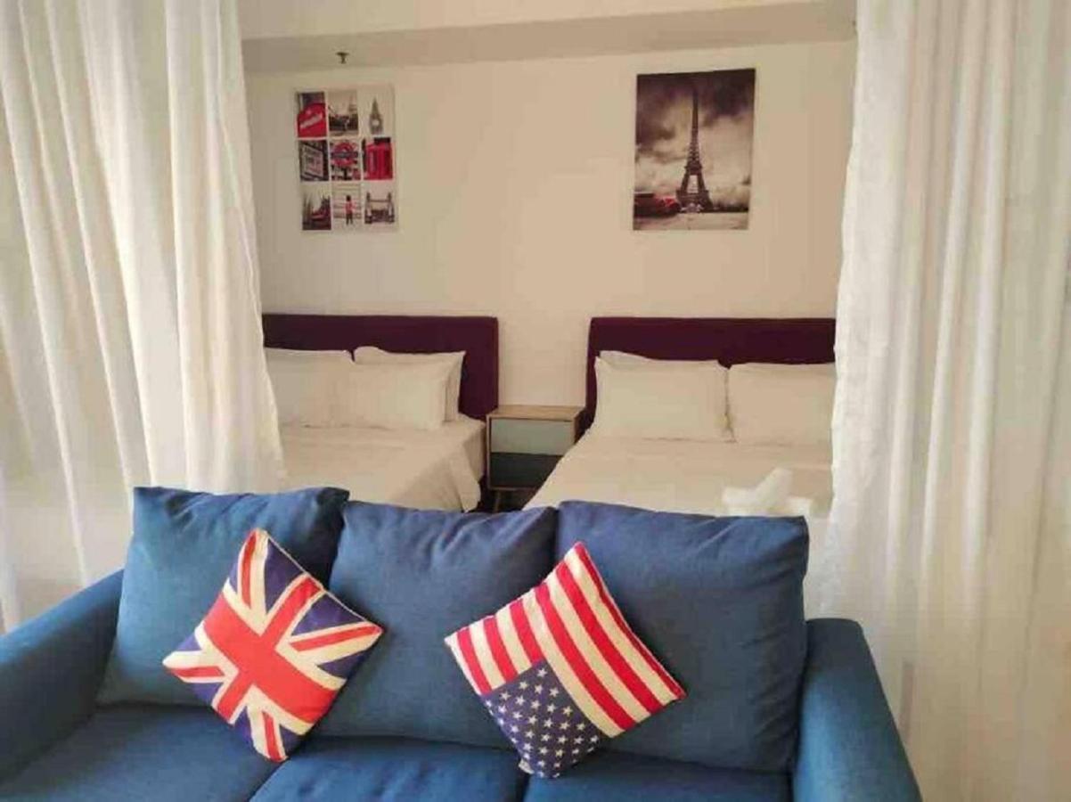 Tropicana 218 Macalister Netflix Unit By Blue Sky Holidays George Town  Kültér fotó